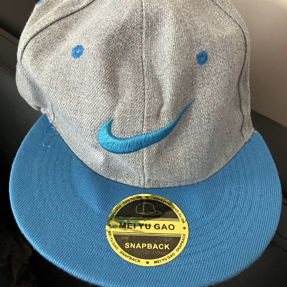 Nike Snapback Baseball Cap - image 1